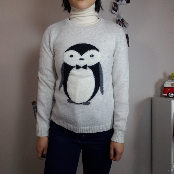 Tuxedo Penguin pullover/jumper - Picture 5 of 7